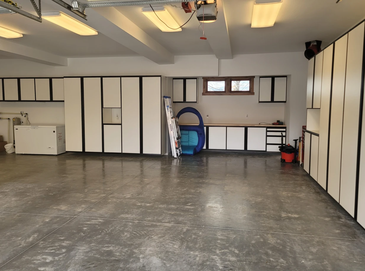 Cabinet Systems, Sanford Custom Garage Cabinets