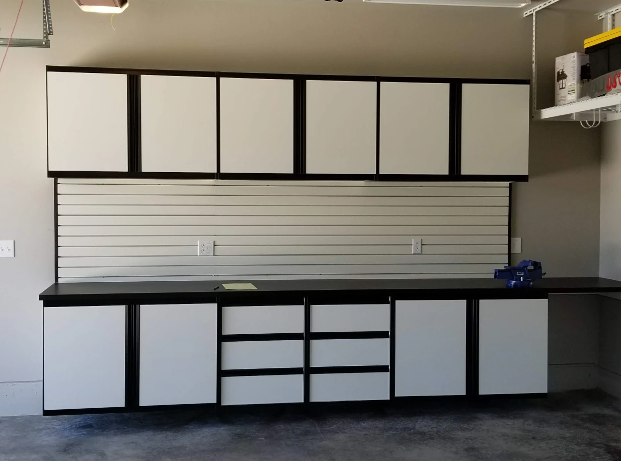Upper cabinets, Longwood Custom Garage Cabinets